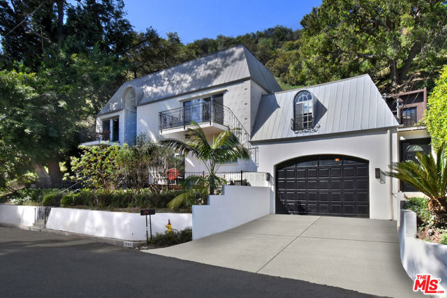 1839 North Beverly Drive photo 1