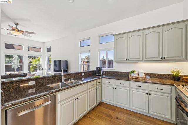 Image 12 of 49 For 548 Gabriel Ct