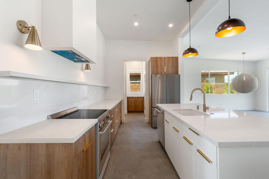 MLS #219137751DA image #5