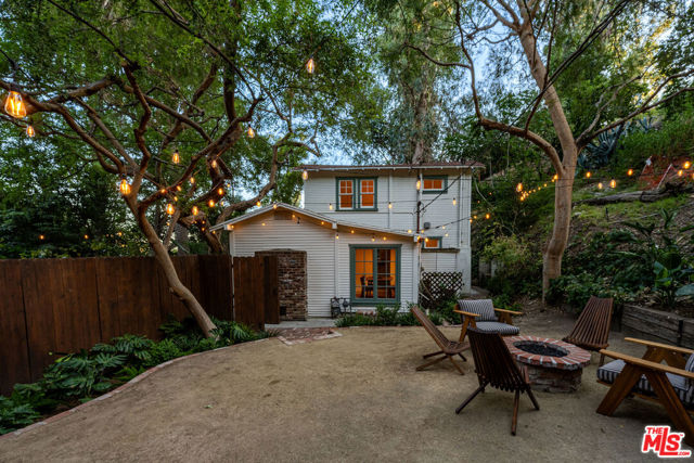 1228 Cliff Drive, Los Angeles CA: https://media.crmls.org/mediaz/889c980b-a285-4c92-9835-f6eedd22559f.jpg