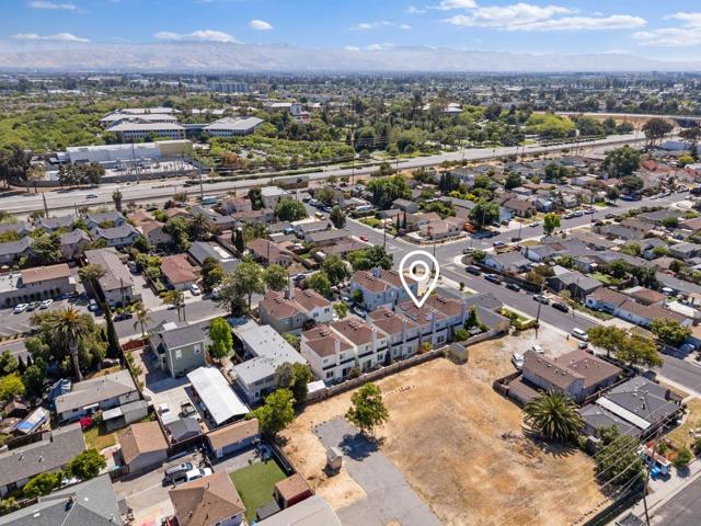 4220 Ramshall Place, Santa Clara CA: https://media.crmls.org/mediaz/889d8496-568b-4325-a875-a430d025a03b.jpg