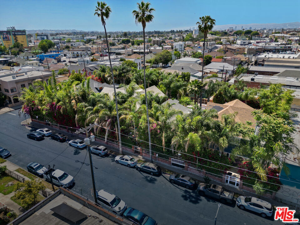 1605 S Bonnie Brae Street