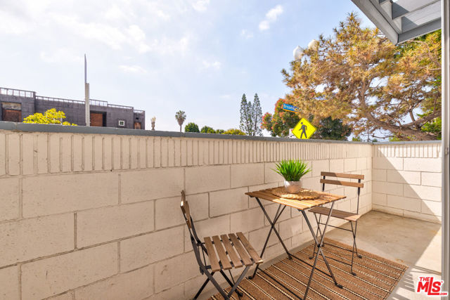 1457 STANFORD Street, 1 photo 5