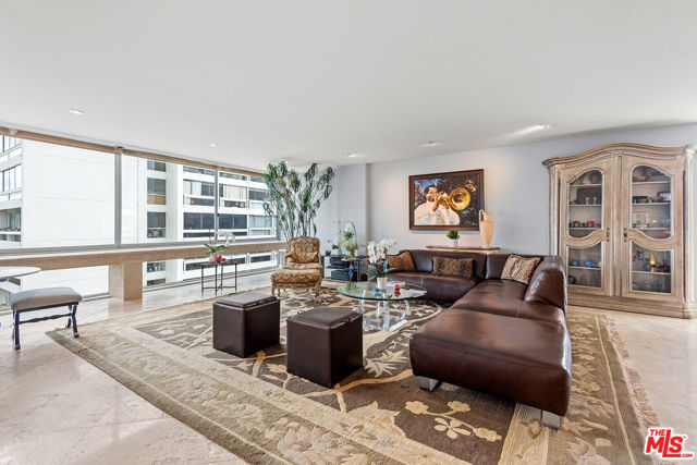 2222 Avenue Of The Stars, Los Angeles CA: https://media.crmls.org/mediaz/889ecca3-0c49-4660-9dce-b4d585517e54.jpg
