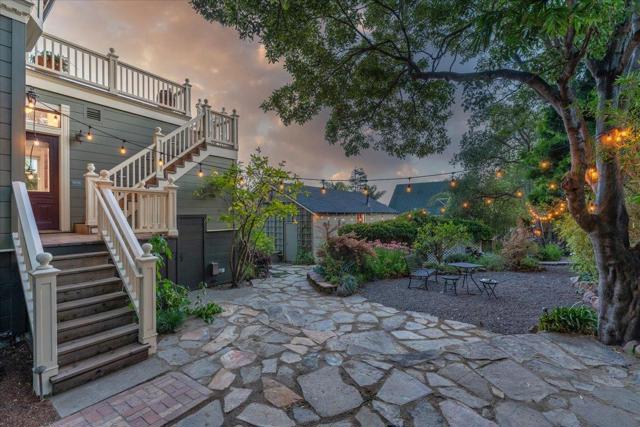 311313 Ocean View Avenue, Santa Cruz CA: https://media.crmls.org/mediaz/889f4cf9-a885-4aae-99d1-80a864b5131a.jpg