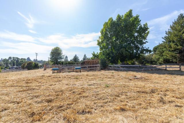 96 Wheelock Road, Watsonville CA: https://media.crmls.org/mediaz/889fdf68-7811-4911-be6b-66133ce2e124.jpg