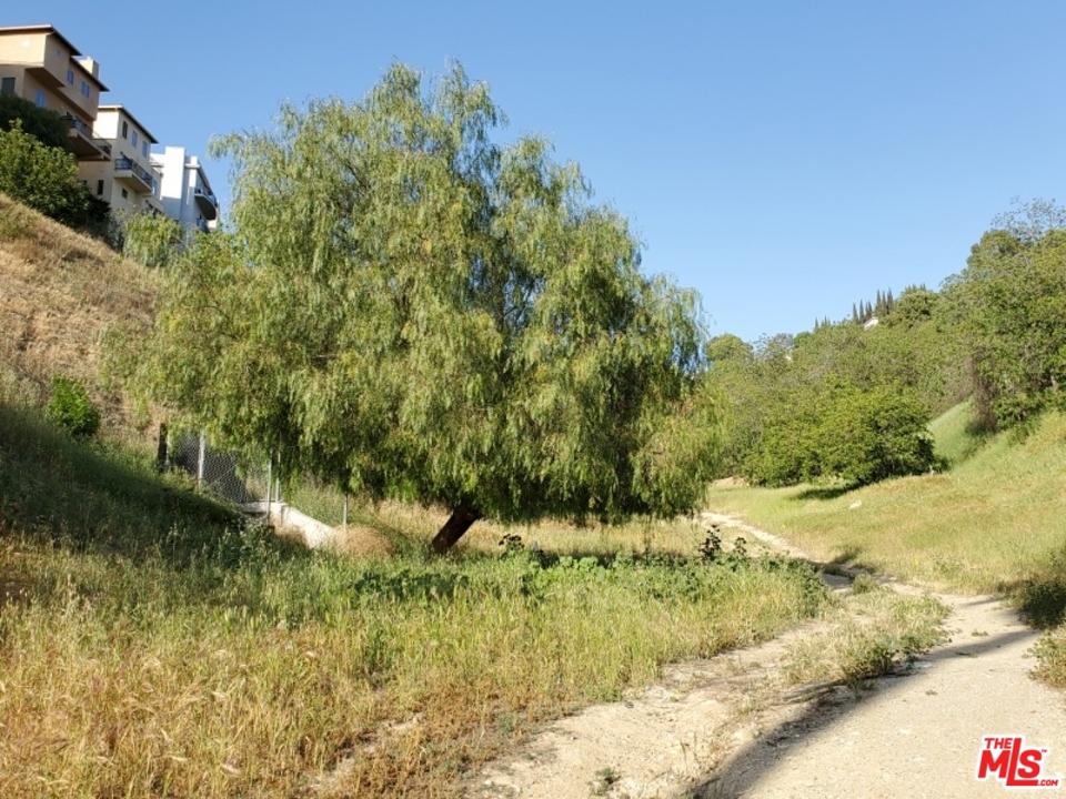 2228 Moss Avenue