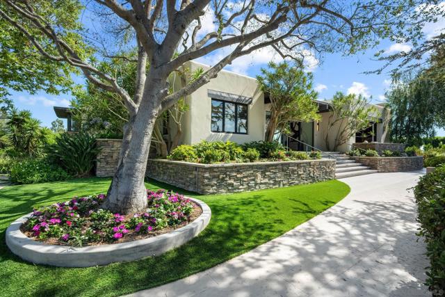 5465 Avenida Maravillas, Rancho Santa Fe CA: https://media.crmls.org/mediaz/88a04d73-c3e9-43c5-a464-fc80f6cc804f.jpg
