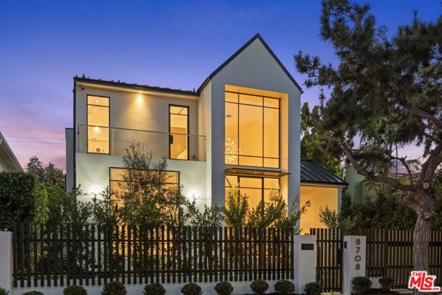 8708 Dorrington Avenue photo 2