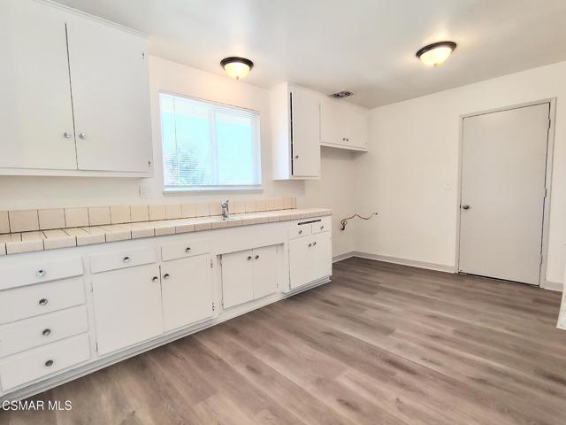 1663 Anderson Street, Simi Valley CA: https://media.crmls.org/mediaz/88a2ba70-b7f0-4cb7-b0bd-a37f43e0a0ef.jpg