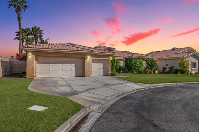 79030 Ladera Drive, La Quinta CA: https://media.crmls.org/mediaz/88a371a6-7f05-4d58-a5e4-5015f0d6e768.jpg