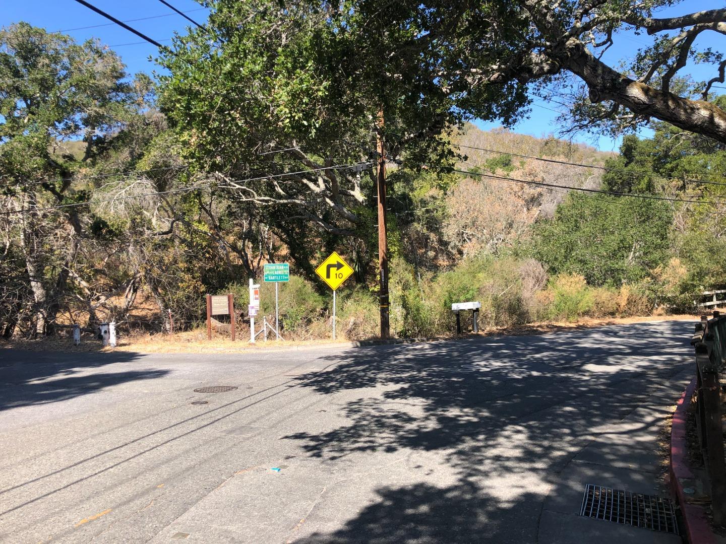 3041 San Juan Boulevard, Belmont CA: https://media.crmls.org/mediaz/88a3a059-dae3-496f-8611-24fdec830778