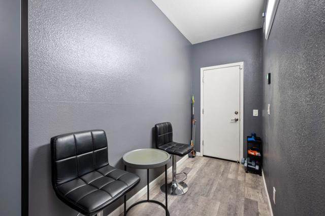 2372 Donner Pass Avenue, Sacramento CA: https://media.crmls.org/mediaz/88a43df6-1b14-4fd3-8d80-314dc5b61557.jpg