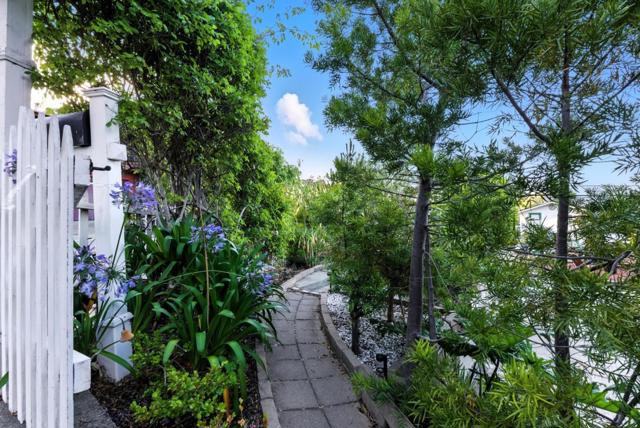 35 Mono Street, Brisbane CA: https://media.crmls.org/mediaz/88a4d224-8574-4f9f-b5ad-59263f28ce6c.jpg
