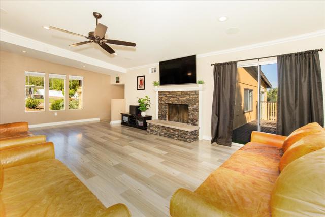 Detail Gallery Image 5 of 57 For 24093 Sargeant Rd., Ramona,  CA 92065 - 4 Beds | 3 Baths