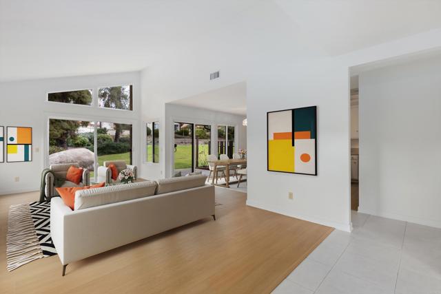 Detail Gallery Image 3 of 40 For 2105 David Dr, Escondido,  CA 92026 - 3 Beds | 2 Baths