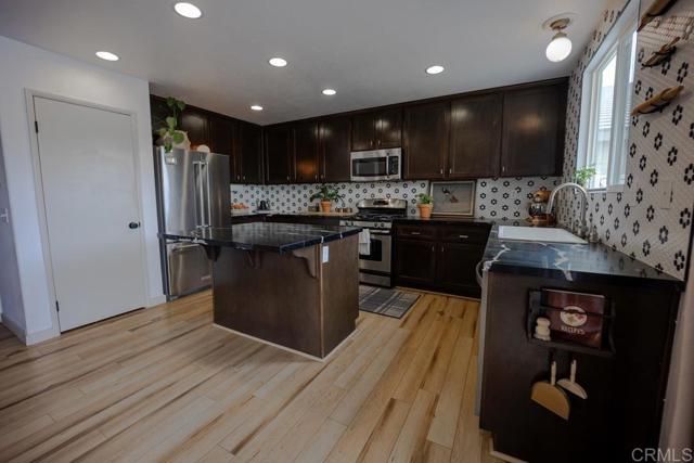 Detail Gallery Image 12 of 51 For 30363 Dapple Grey Way, Menifee,  CA 92584 - 3 Beds | 2/1 Baths
