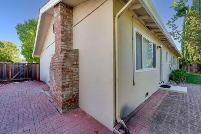 10400 Lindsay Avenue, Cupertino CA: https://media.crmls.org/mediaz/88a65c64-5143-4f40-815d-4e9910584e2f.jpg