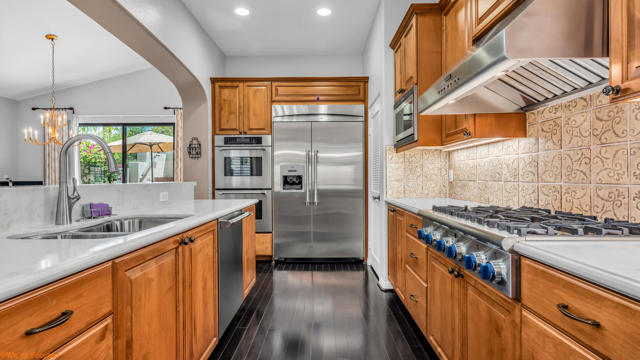 51865 Via Bendita, La Quinta CA: https://media.crmls.org/mediaz/88a685e5-8bac-4a93-9ed3-c398d31bceb3.jpg