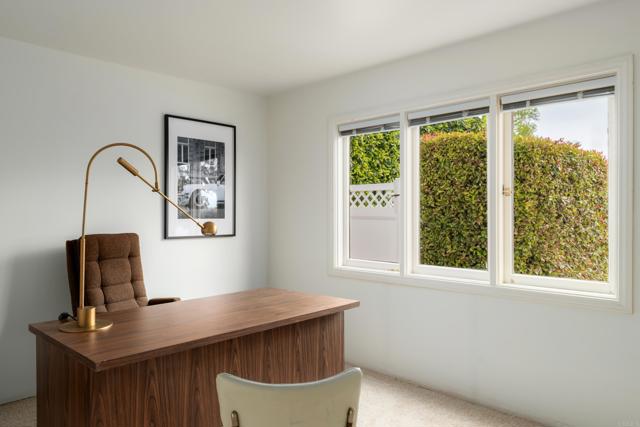 6018 Folsom Drive, La Jolla CA: https://media.crmls.org/mediaz/88a6c038-e7fd-4688-9a69-1d6c67466266.jpg