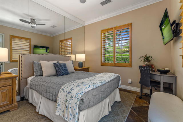 56925 Mountain, La Quinta CA: https://media.crmls.org/mediaz/88a8a832-f356-4ea2-b4b1-1bbba631dd0f.jpg