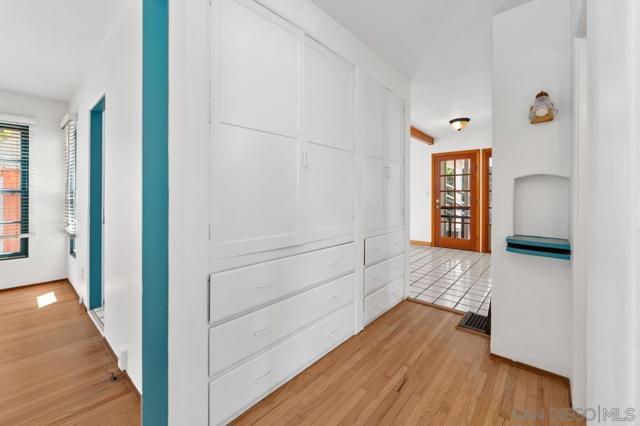 3483 Olive Street, San Diego CA: https://media.crmls.org/mediaz/88a8adaa-4b84-42aa-af60-d85f24d6f3cd.jpg