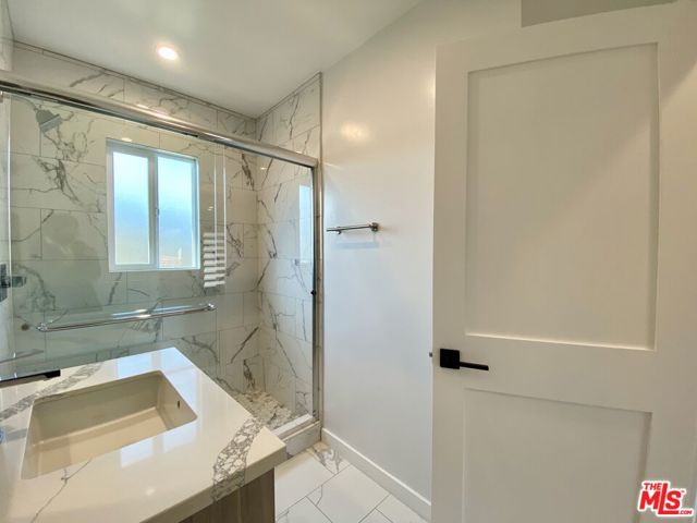 3207 W 3rd Street, Los Angeles CA: https://media.crmls.org/mediaz/88a8d16b-a1fb-49a5-bf0b-c49092933063.jpg