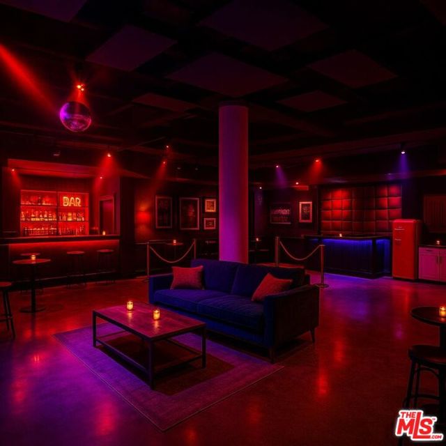 2183 Sunset Plaza Drive, Los Angeles CA: https://media.crmls.org/mediaz/88a96fe5-ffb6-4e07-8a59-761c1d61cb65.jpg