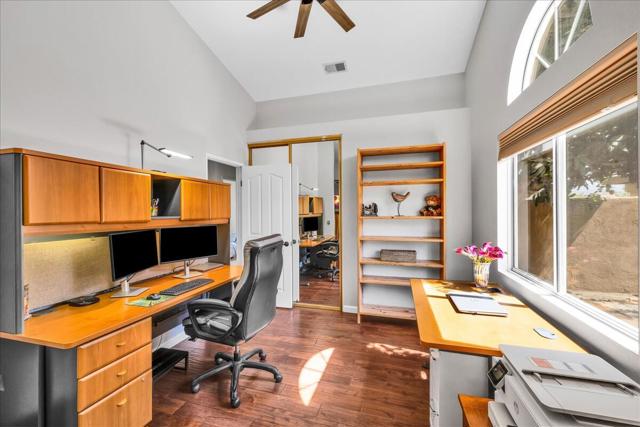 Image 23 of 63 For 79595 Marigold Lane