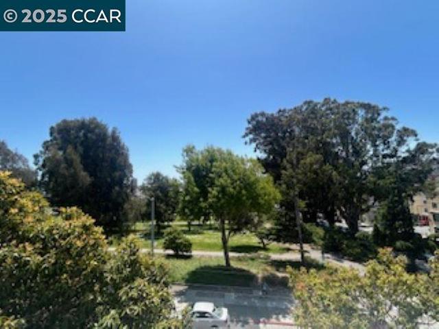 1174 Eddy St, San Francisco CA: https://media.crmls.org/mediaz/88aa1fea-1c1a-4472-8ea9-958d809ec255.jpg