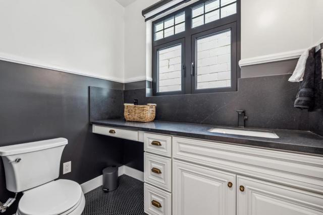 546 Oxford Avenue, Palo Alto CA: https://media.crmls.org/mediaz/88ab8834-a678-4e95-b36d-b5830e1663f6.jpg