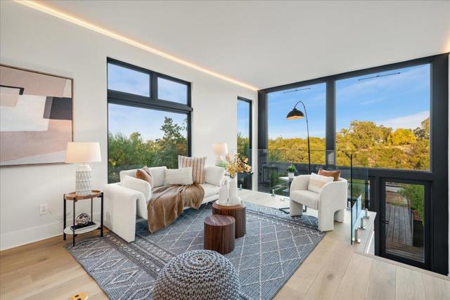 1627 Shirley Avenue, Los Altos CA: https://media.crmls.org/mediaz/88ac8080-0860-4218-8f49-84b86ba917f5.jpg