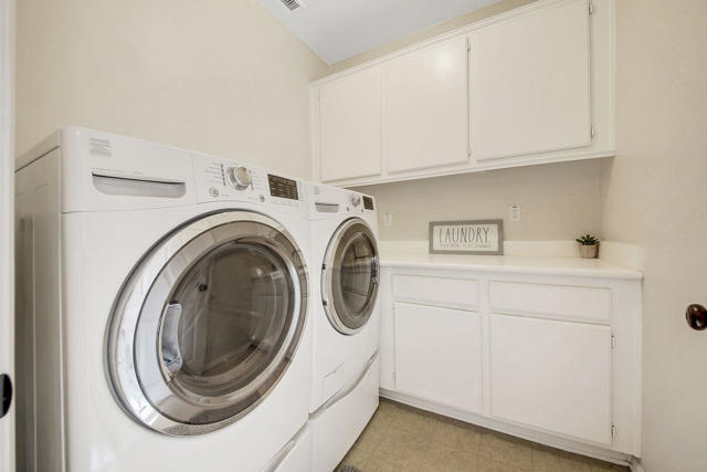 49398 Sherman Drive, Indio CA: https://media.crmls.org/mediaz/88ad390e-c4af-47f7-af41-2a817bc5aef3.jpg