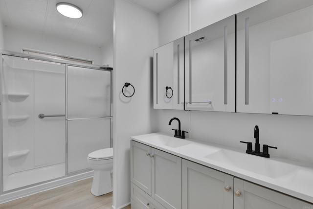 1120 Pepper Dr, El Cajon CA: https://media.crmls.org/mediaz/88adbafe-eb56-4c0f-b04d-f23920df3911.jpg