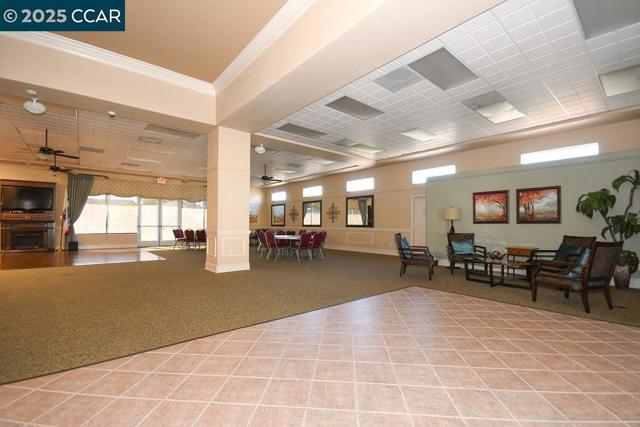 290 Black Amber Way, Brentwood CA: https://media.crmls.org/mediaz/88aea9fa-1a76-4d56-8501-b0710204ca32.jpg