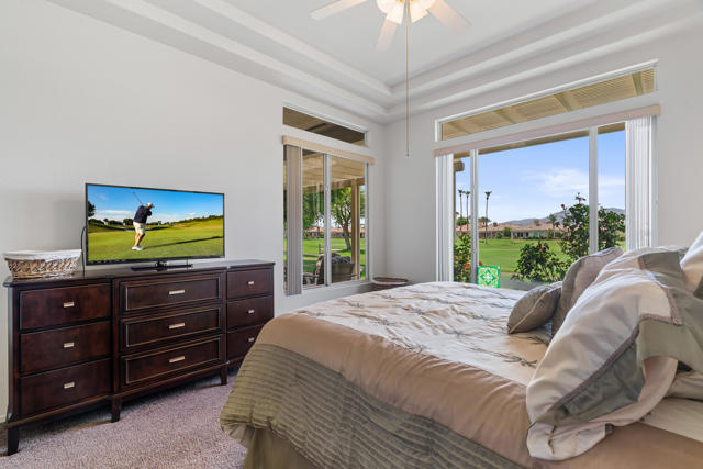 44591 S Heritage Palms Drive, Indio CA: https://media.crmls.org/mediaz/88af07c6-1c93-4d37-b3cf-e8c13f243f5c.jpg