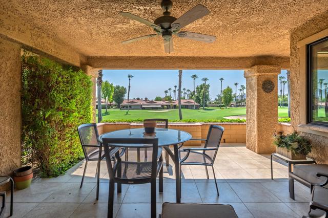 49 Camisa Lane, Palm Desert CA: https://media.crmls.org/mediaz/88af2df5-f4c4-4e06-900c-e0d0a1192b68.jpg