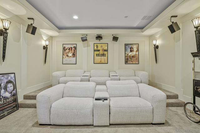 7335 El Fuerte St, Carlsbad CA: https://media.crmls.org/mediaz/88af64c2-5814-4796-b889-c46a6d0407d9.jpg