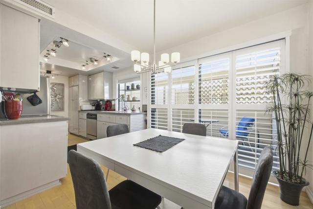 Image 9 of 31 For 4595 Chateau Drive