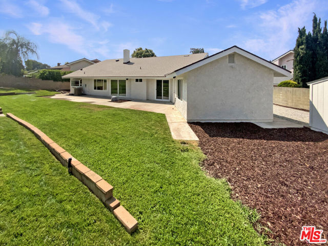 2230 La Crosse Circle, Claremont CA: https://media.crmls.org/mediaz/88afb037-08ce-4acd-8bb4-21c054957200.jpg