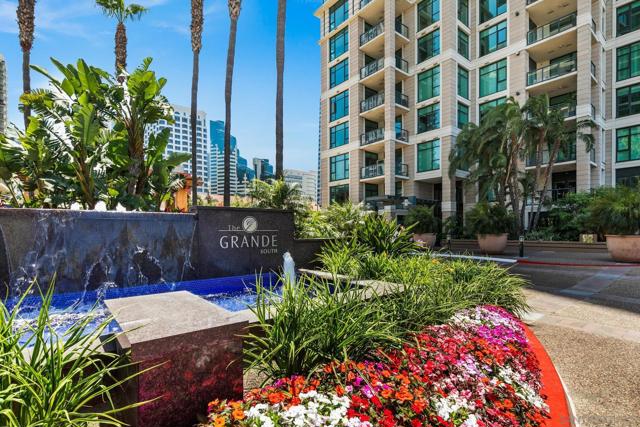 1199 Pacific Hwy, San Diego CA: https://media.crmls.org/mediaz/88afce44-3ba0-4118-80a8-df2c7d8705fd.jpg