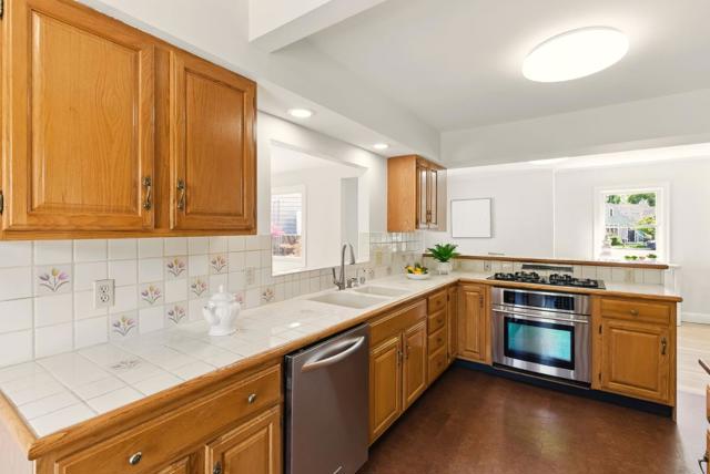 935 Chabrant Way, San Jose CA: https://media.crmls.org/mediaz/88b01492-53e7-4087-8ace-7ef3c4450550.jpg