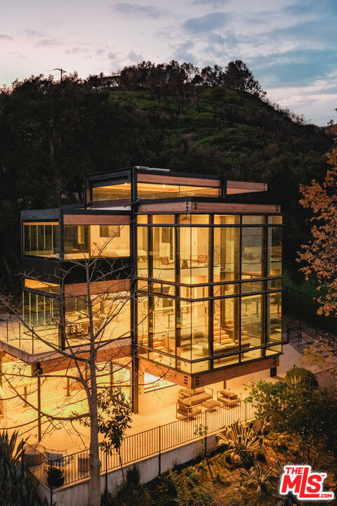 2315 Live Oak Meadows Road