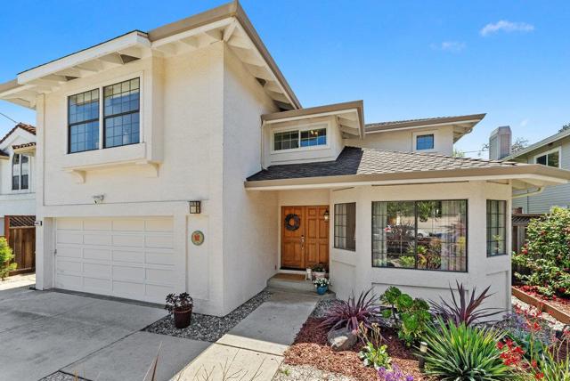 4445 Esta Lane, Soquel CA: https://media.crmls.org/mediaz/88b21964-0d27-4847-a697-4037d7fd7f87.jpg