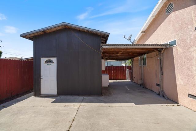 436 Sanford Avenue, Richmond CA: https://media.crmls.org/mediaz/88b3c593-361a-4bfa-92c5-f7fe4e4ff5fc.jpg