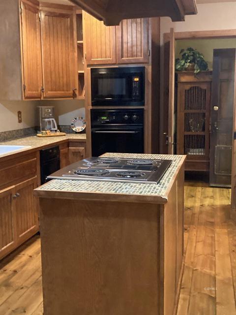 25500 Foster Lake Road, Idyllwild CA: https://media.crmls.org/mediaz/88b3e73a-fcad-4cab-a12a-589cb1a8b932.jpg