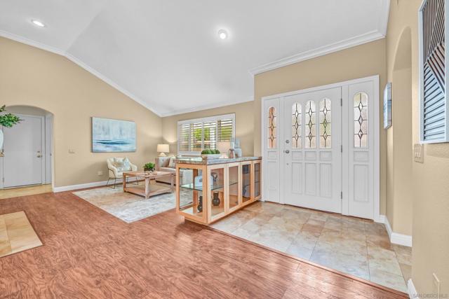 4459 Dorchester Pl, Carlsbad CA: https://media.crmls.org/mediaz/88b3f89d-ac2e-43cd-a34d-2a20ed55e191.jpg