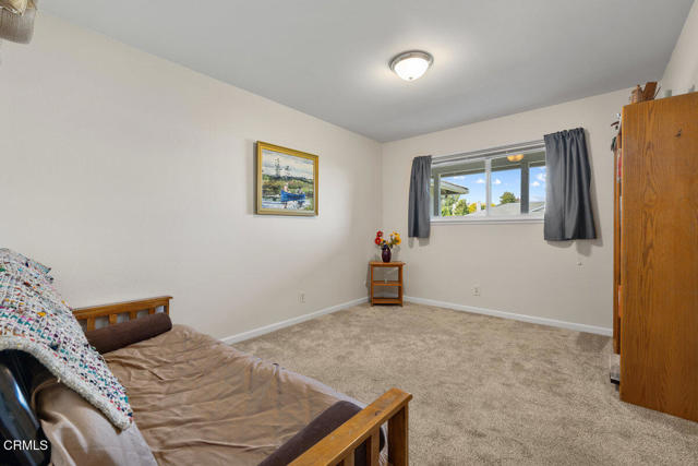 1789 Potomac Avenue, Ventura CA: https://media.crmls.org/mediaz/88b474a9-ad6d-4489-a898-a02dc1c2675a.jpg