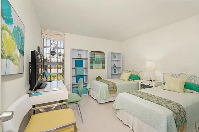 45301 Deep Canyon Road, Palm Desert CA: https://media.crmls.org/mediaz/88b49c5c-bf93-410a-bcb2-595faeb97ce1.jpg