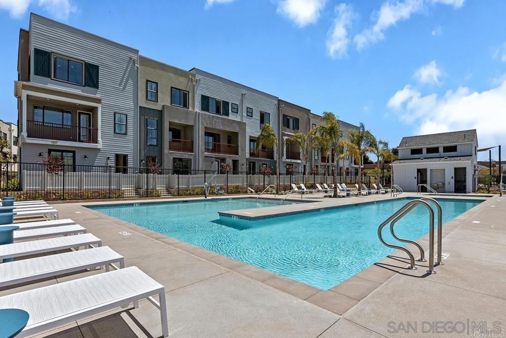 2586 Delphinium - photo 20